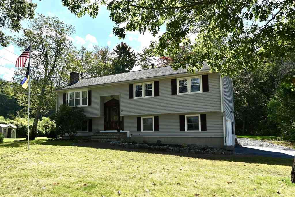 Homes For Sale - 27 Ferncroft Rd<br/> Tewksbury, MA 01876