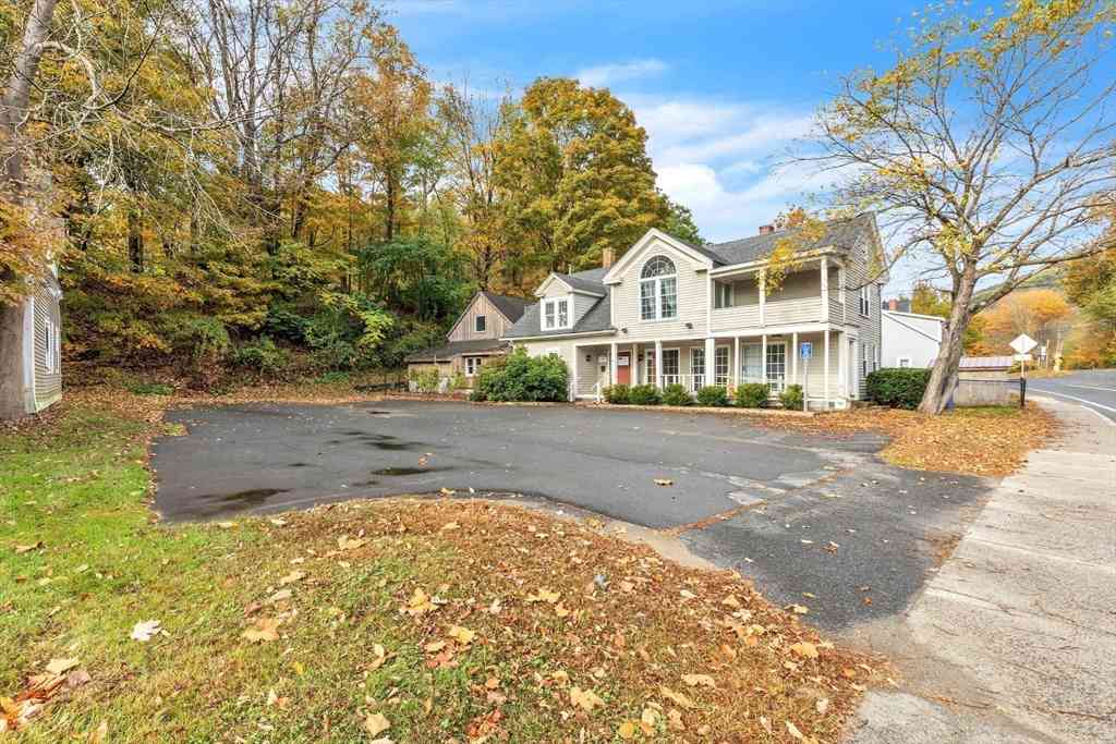 Homes For Sale - 9 Russell Rd<br/> Hampshire County, Huntington, MA 01050