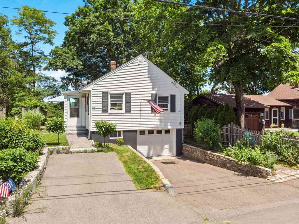 Homes For Sale - 57 Overlook Rd<br/> Marblehead, MA 01945