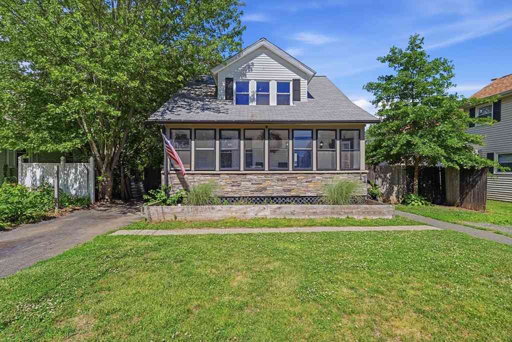 Homes For Sale - 11 Furrow St<br/> Westfield, MA 01085