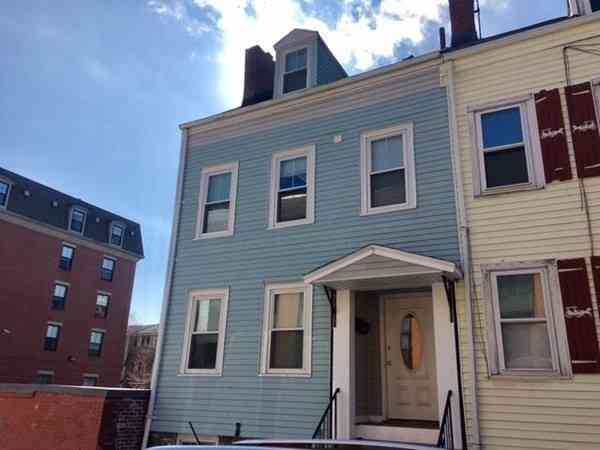 Homes For Rent - 223 W 2nd St<br/> Boston, MA 02127