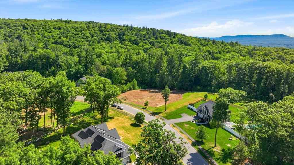 Vacant Land For Sale - 7 Quigley Rd<br/> Hampshire County, Southampton, MA 01073