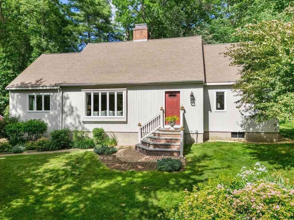 Homes For Sale - 25 Greenwood East Lane<br/> North Andover, MA 01845