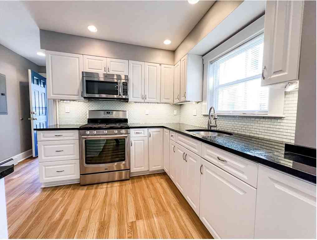 Apartment For Rent - 21 Jefferson #1<br/> Cambridge, MA 02141