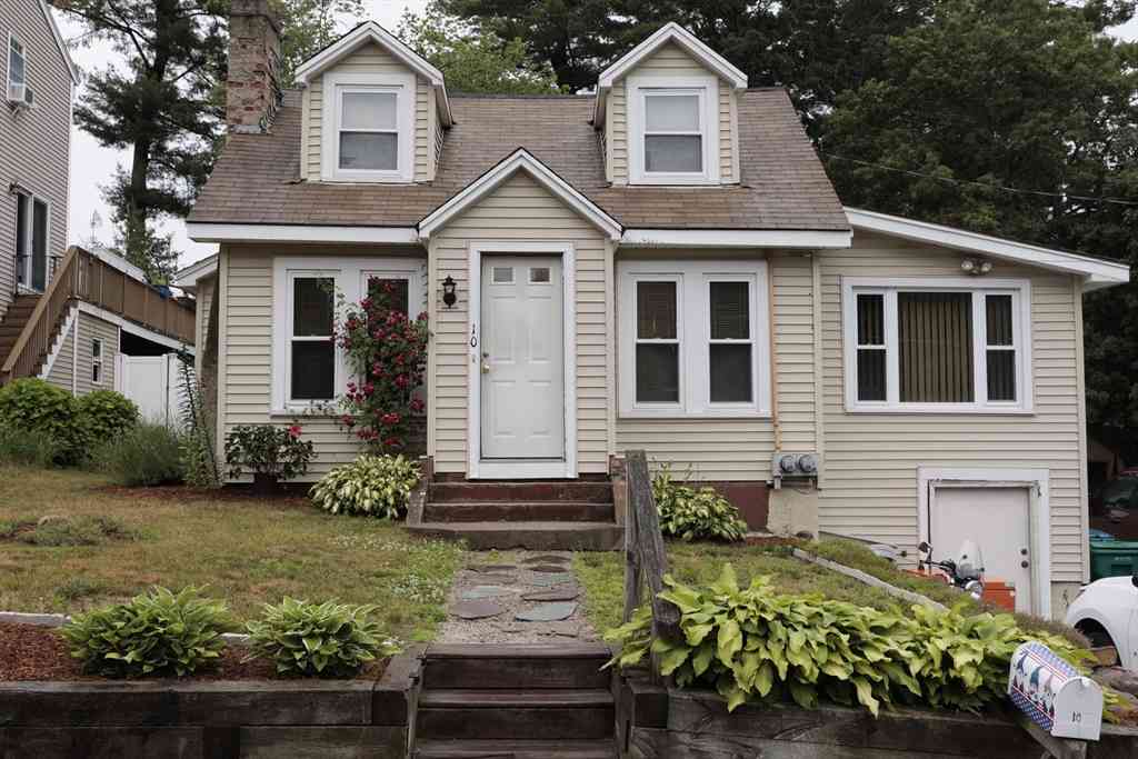 Homes For Sale - 10 Larsen Ln<br/> Billerica, MA 01862