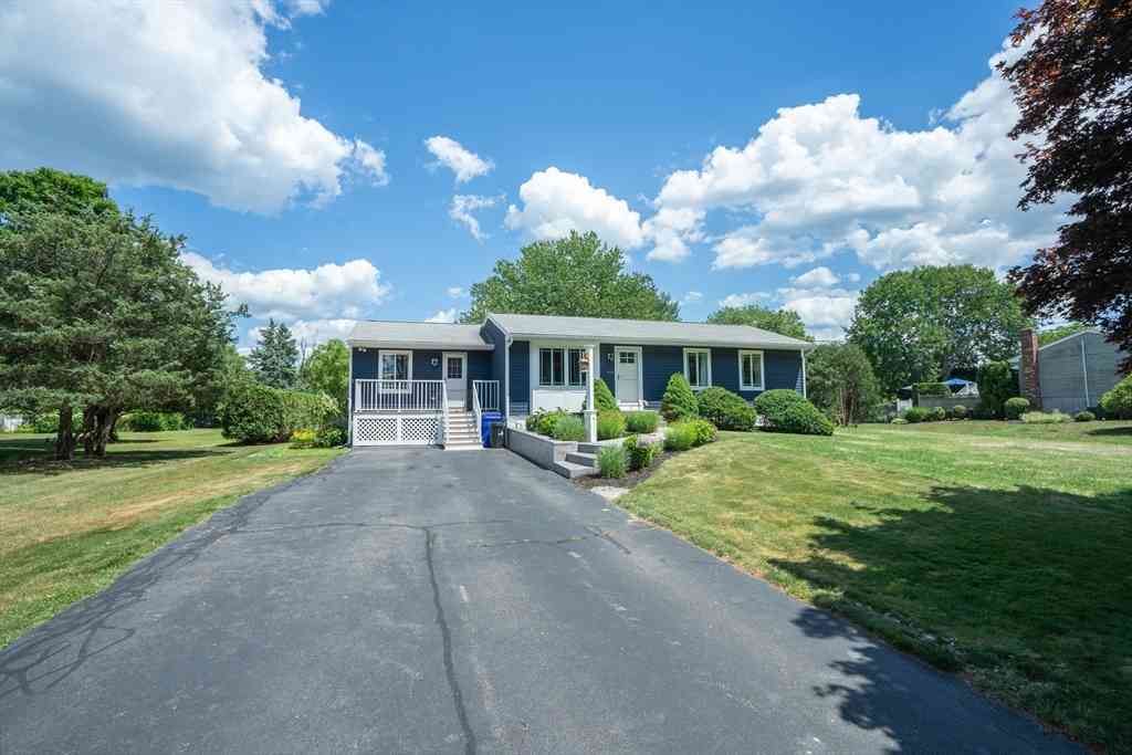 Homes For Sale - 305 Scadding Street<br/> Taunton, MA 02780