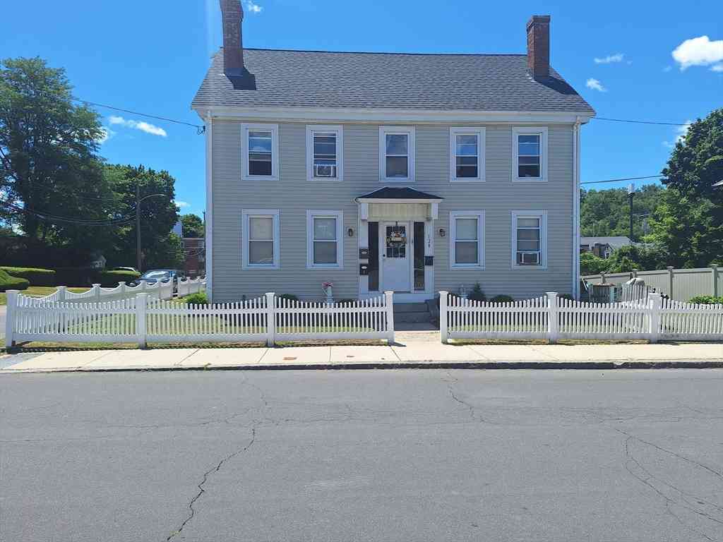 Apartment For Rent - 128 Crescent St #2<br/> Quincy, MA 02169