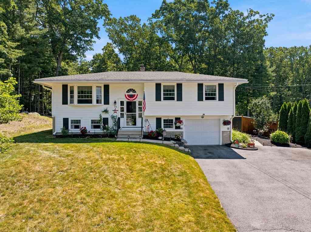 Homes For Sale - 24 Old Stage Road<br/> Chelmsford, MA 01824