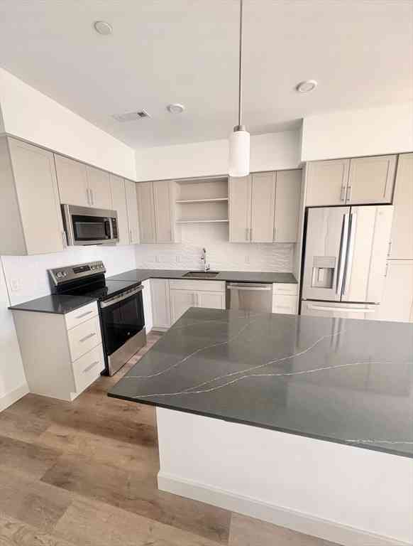 Apartment For Rent - 266 Canal Street #2514<br/> Salem, MA 01970