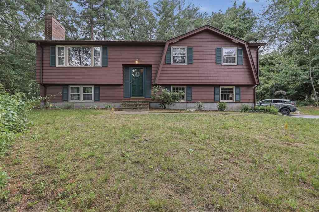 Homes For Sale - 17 Sherwood Drive<br/> Westford, MA 01886