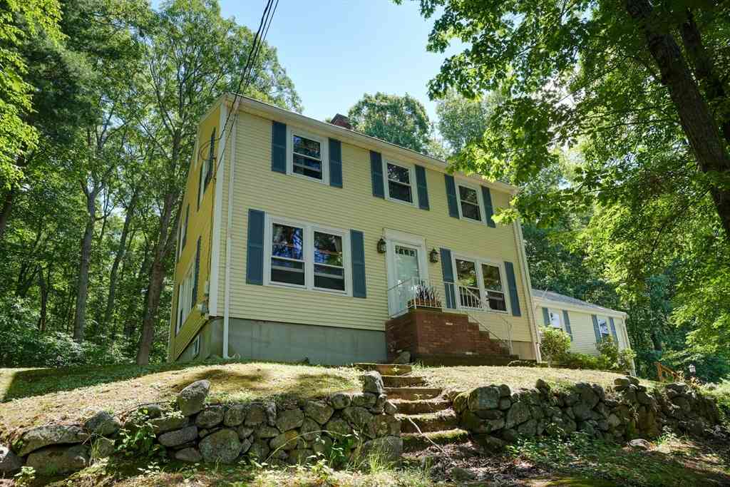 Homes For Sale - 35 Downey<br/> Hopkinton, MA 01748