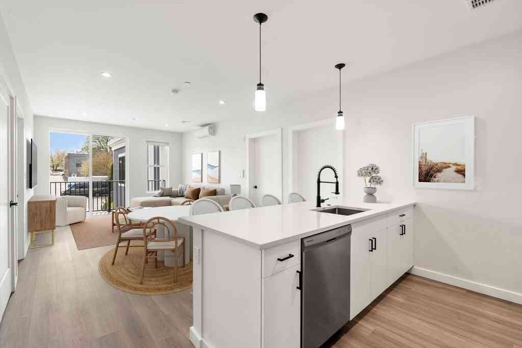 Condo For Sale - 10 Somerset #203<br/> Winthrop, MA 02152