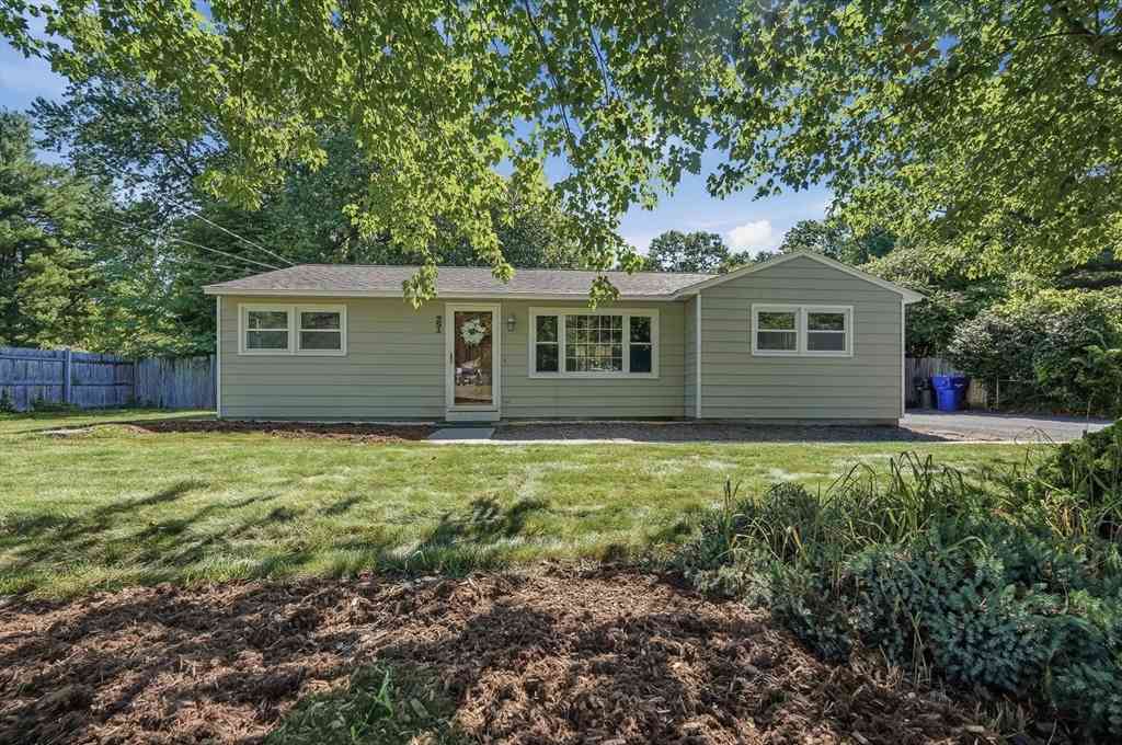 Homes For Sale - 251 Shady Brook Lane<br/> Springfield, MA 01118