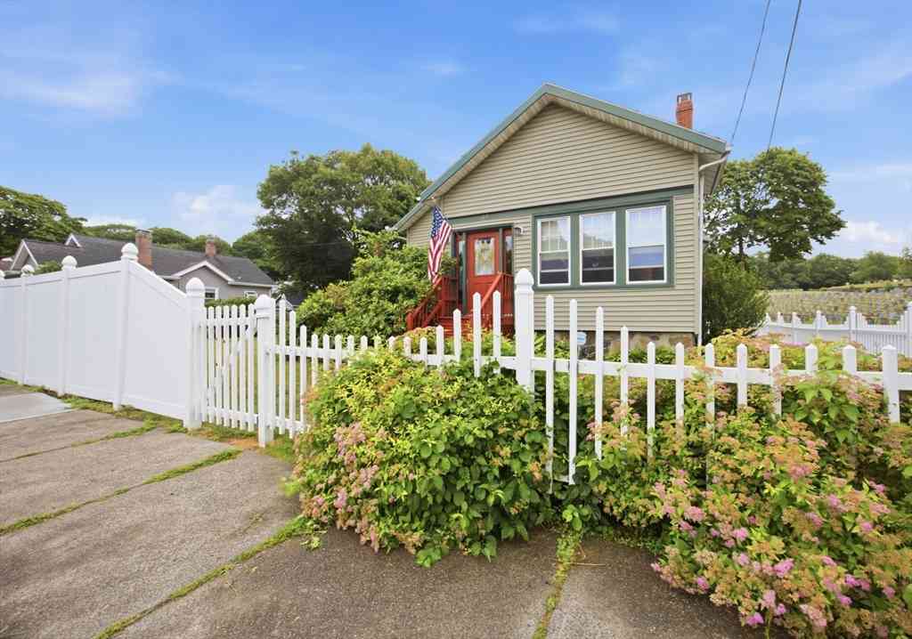 Homes For Sale - 100 Broadway<br/> Lynn, MA 01904