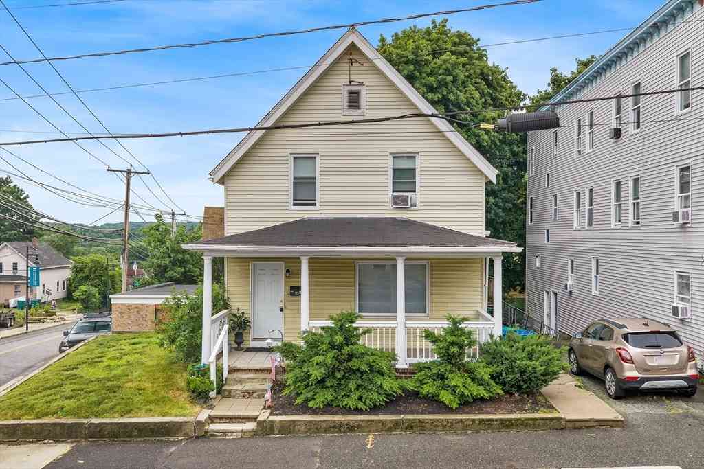 Homes For Sale - 113 Cedar St<br/> Fitchburg, MA 01420