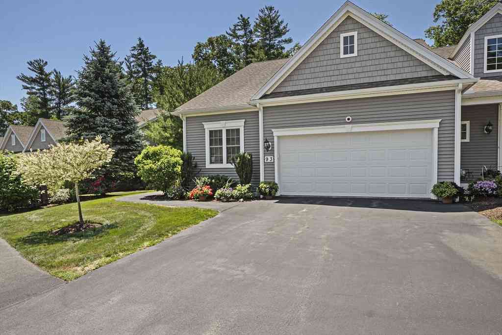 Condo For Sale - 93 Stonebrigdge #93<br/> Hanson, MA 02341