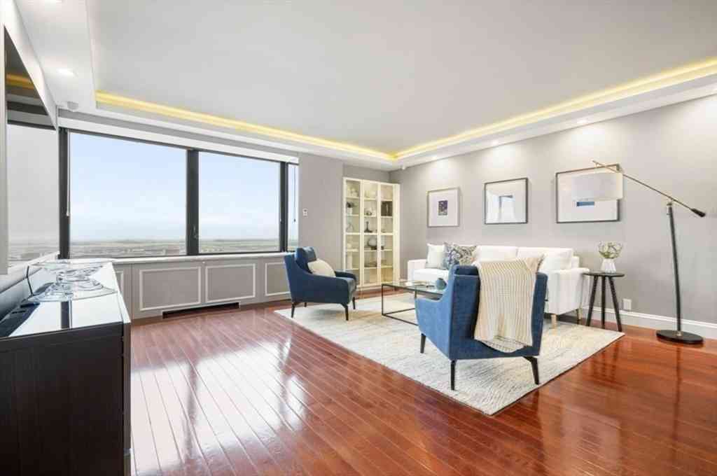 Condo For Rent - 85 E India Row #39C<br/> Suffolk County, Boston, MA 02110