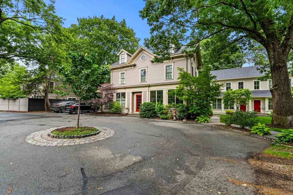 Homes For Rent - 2 Brattle Circle #2<br/> Cambridge, MA 02138