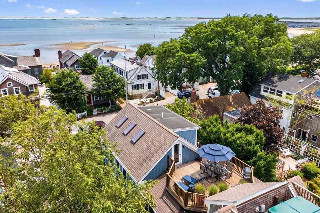 Condo For Sale - 48 Commercial Street #UNIT 4<br/> Provincetown, MA 02657