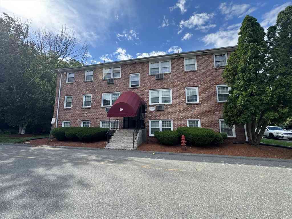 Condo For Sale - 50 Danbury Dr #19<br/> Methuen, MA 01844