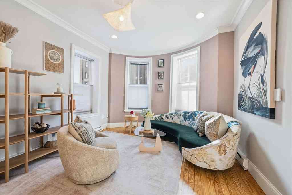 Condo For Rent - 108 East Brookline Street #2<br/> Boston, MA 02118