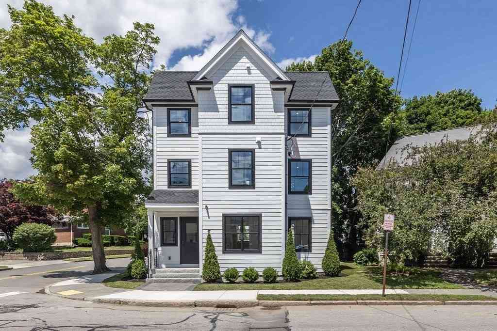 Homes For Sale - 43 Crafts Street<br/> Newton, MA 02458