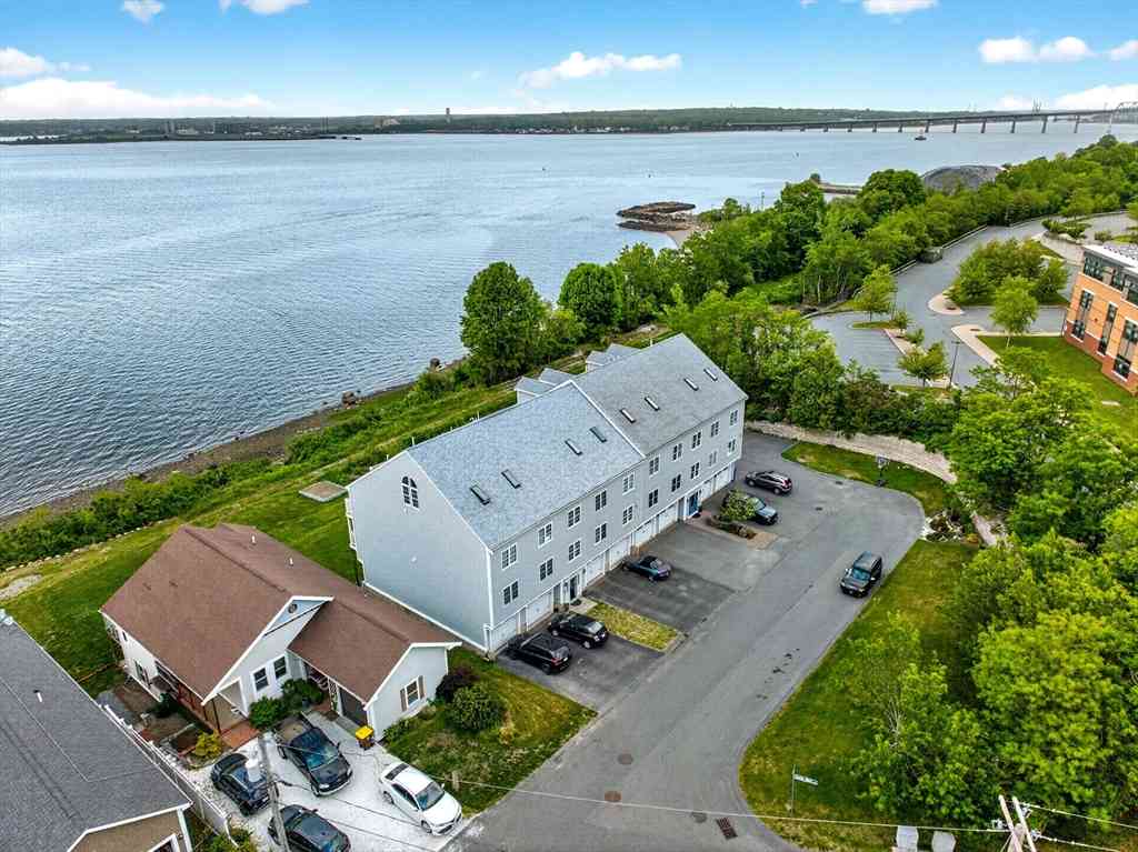 Condo For Sale - 271 Draper St #4<br/> Fall River, MA 02724