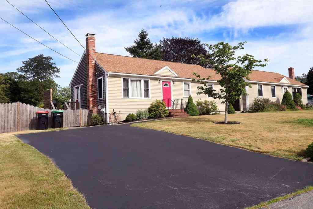 Homes For Sale - 7 Highview Terrace #7<br/> Bridgewater, MA 02324