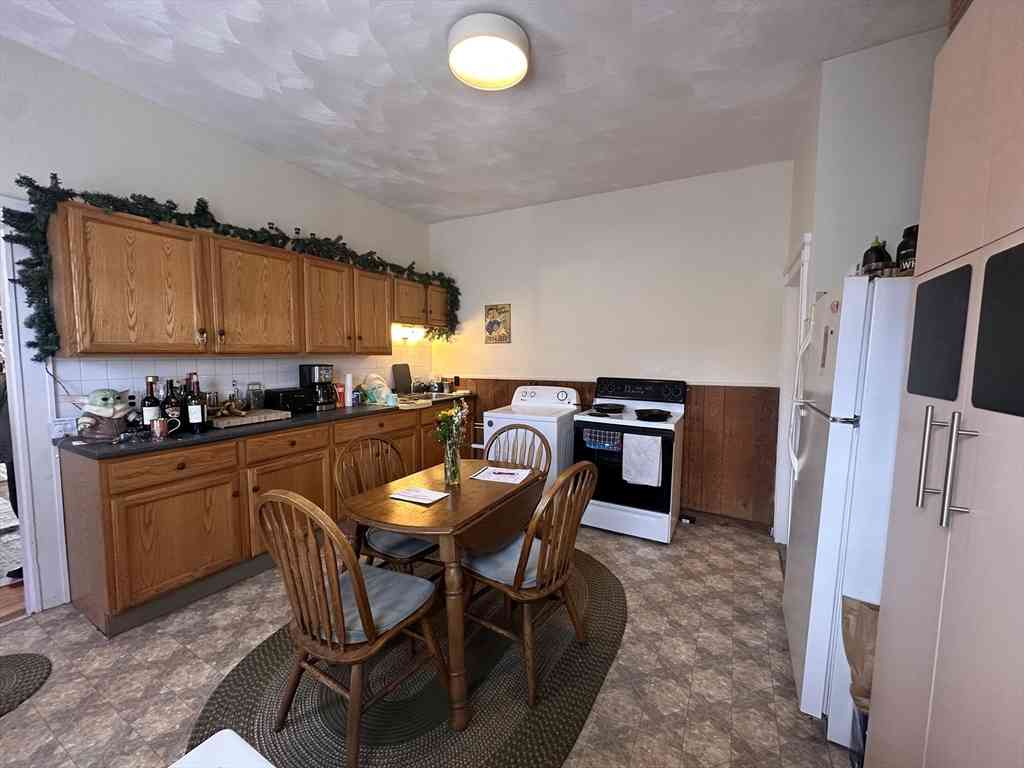 Apartment For Rent - 543 Broadway #1<br/> Somerville, MA 02145