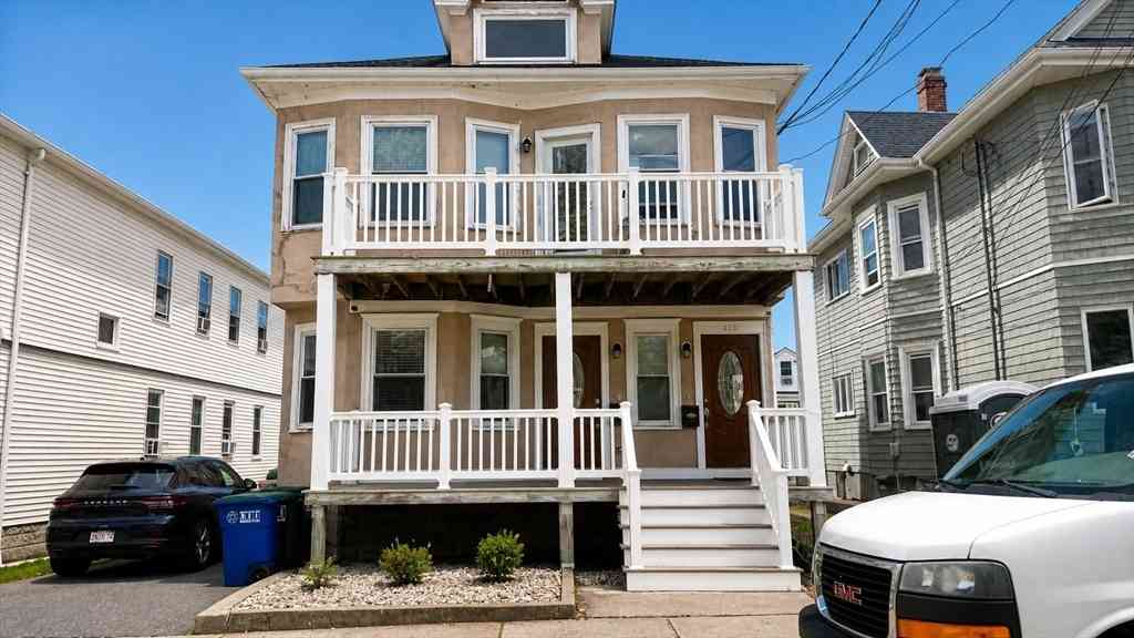 Homes For Rent - 113-115 Hillsdale Rd #2<br/> Somerville, MA 02144