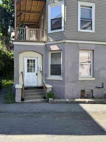 Apartment For Rent - 17 Fortesque Street #1<br/> Lynn, MA 01903