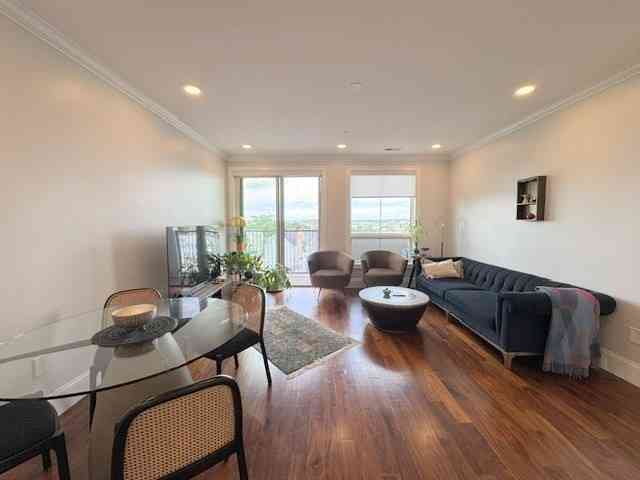 Condo For Rent - 87 Medford St #309<br/> Medford, MA 02155