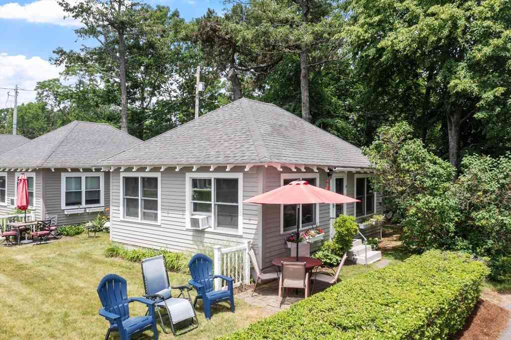 Condo For Sale - 19 Popplestone Ln #19<br/> Essex County, Rockport, MA 01966