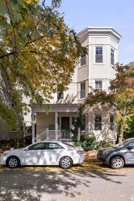 Condo For Rent - 37 Dimick Street #1<br/> Somerville, MA 02143