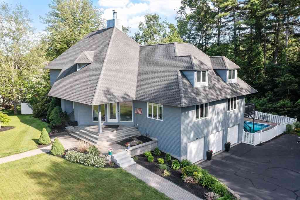 Homes For Sale - 60 Commonwealth Cir<br/> Leominster, MA 01453