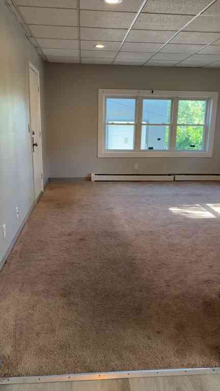 Apartment For Rent - 118 Maple St #1<br/> Bristol County, Fall River, MA 02720
