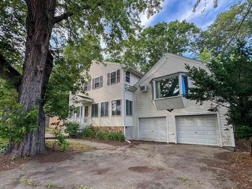 Multifamily For Sale - 744 Boston Rd<br/> Billerica, MA 01821