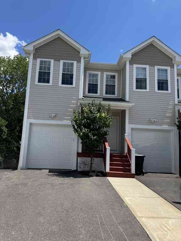 Condo For Sale - 40 Winchester Lane #33<br/> Fall River, MA 02721