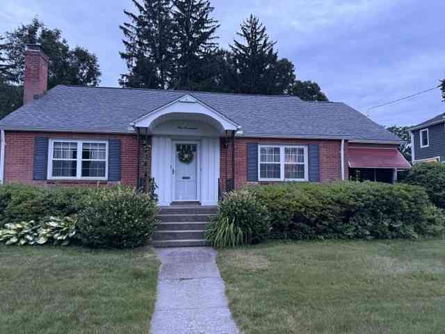 Homes For Sale - 117 Hopkins Pl<br/> Longmeadow, MA 01106