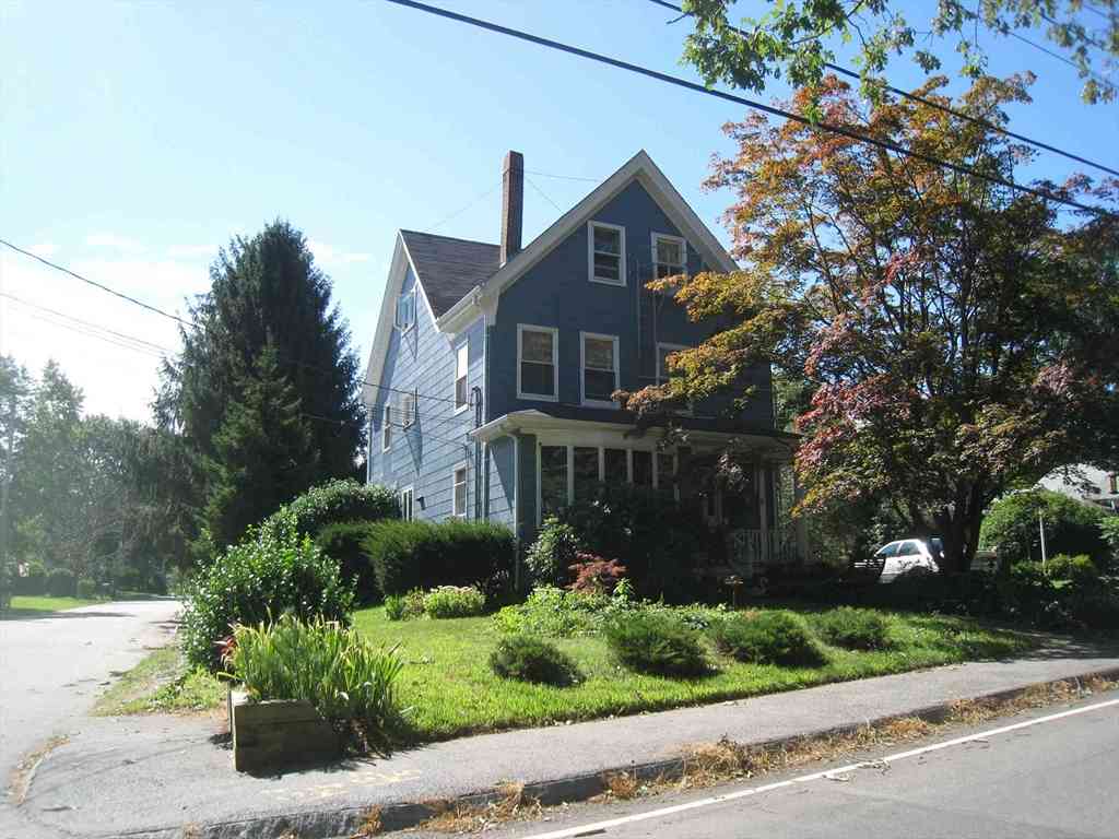 Homes For Sale - 12 Pinehill<br/> Taunton, MA 02718