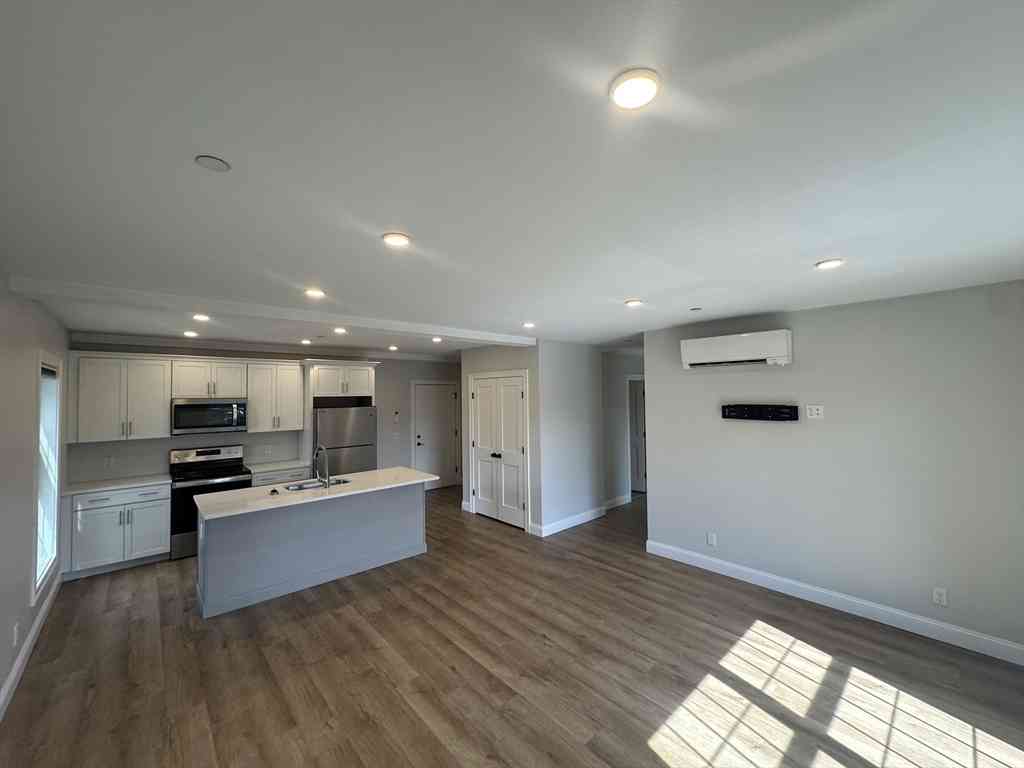 Apartment For Rent - 64 Holten St. #202<br/> Danvers, MA 01923