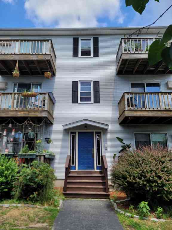 Condo For Sale - 434 Linden St. #4<br/> Fall River, MA 02720