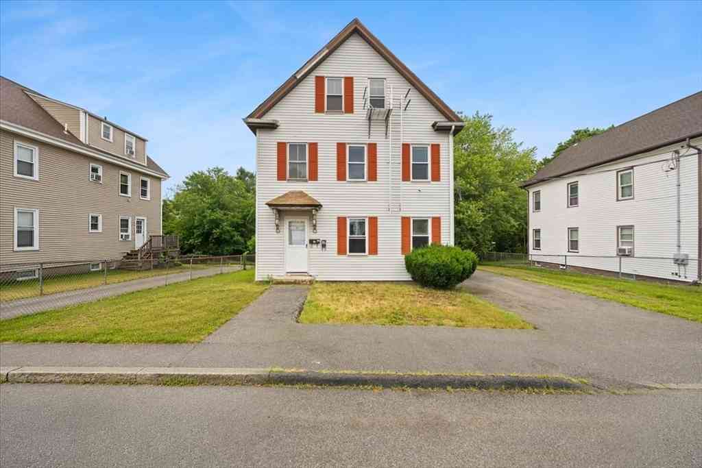Multifamily For Sale - 31 Godfrey<br/> Taunton, MA 02780