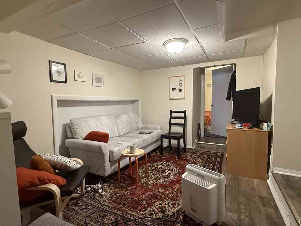 Apartment For Rent - 34A Park St #B8<br/> Norfolk County, Brookline, MA 02446