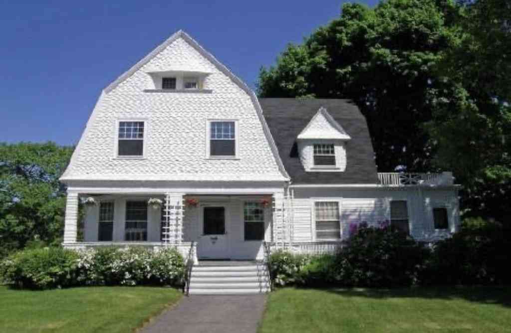 Homes For Rent - 108 Walnut #108<br/> Newton, MA 02460