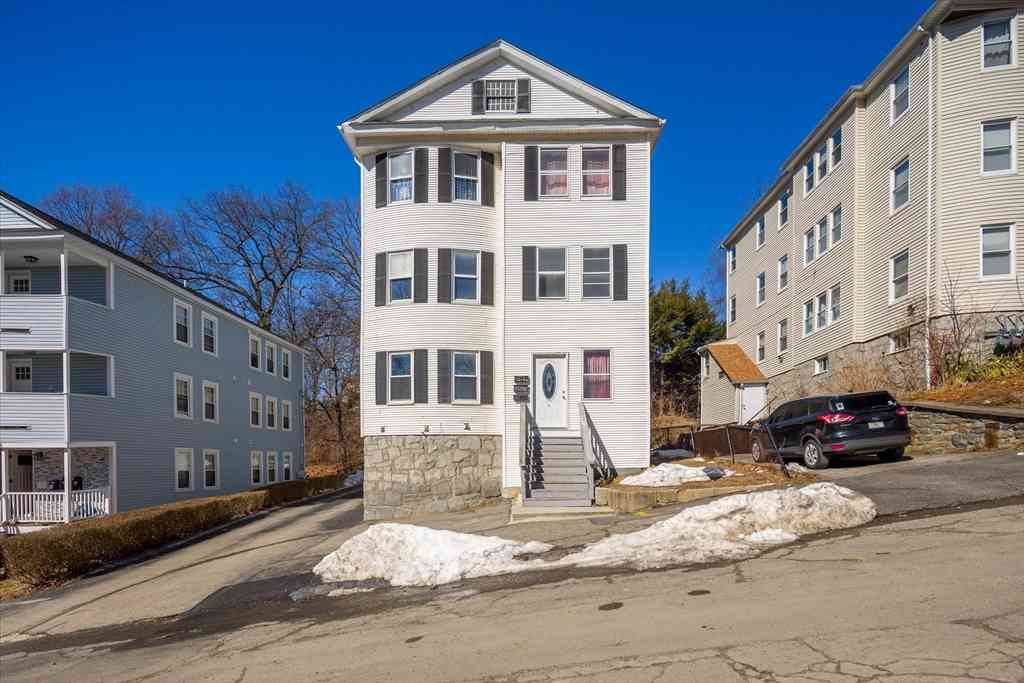 Apartment For Rent - 17 5th Ave #1<br/> Worcester, MA 01607