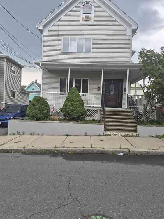 Apartment For Rent - 16 Ashland Street #1<br/> Malden, MA 02148