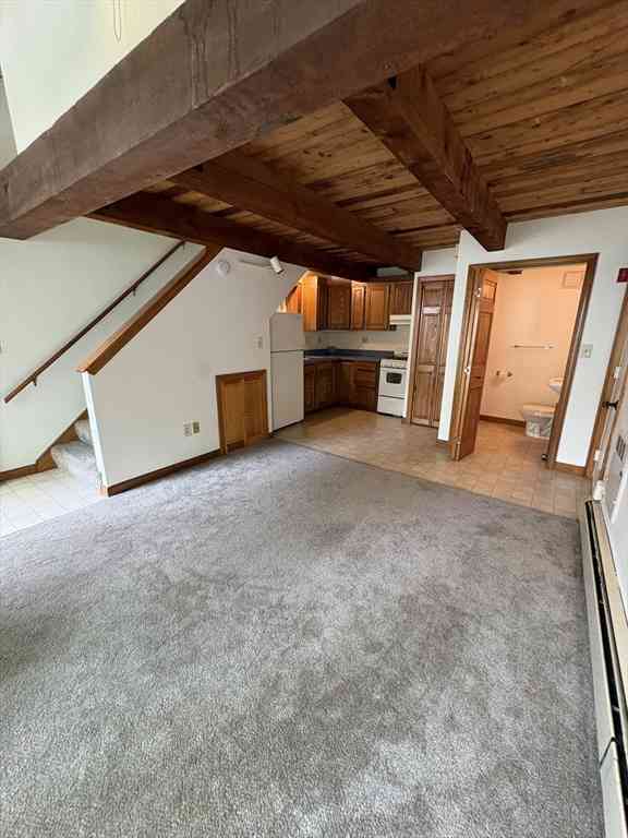 Homes For Rent - 261 School St #3<br/> Essex County, Groveland, MA 01834