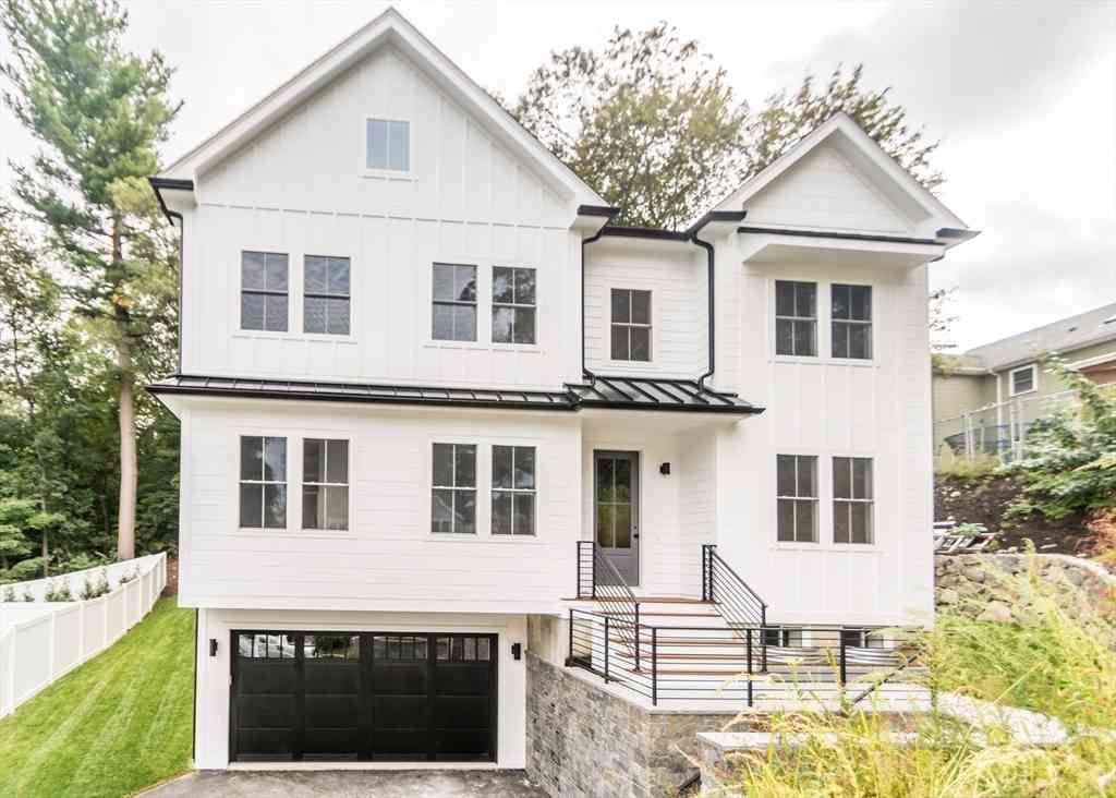 Homes For Sale - 22 Irene Circle<br/> Waltham, MA 02453