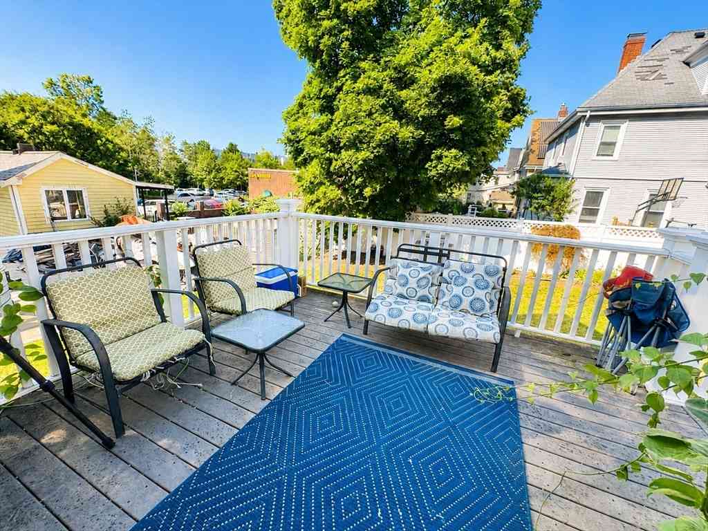 Homes For Rent - 318 North Harvard<br/> Boston, MA 02134